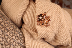 Magneet broche nr 115 fantasy goudkleurig