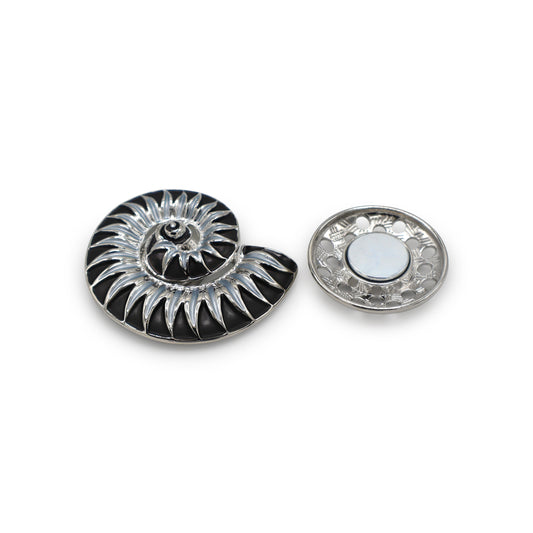 Magneet broche nr 344 fantasy zilverkleurig
