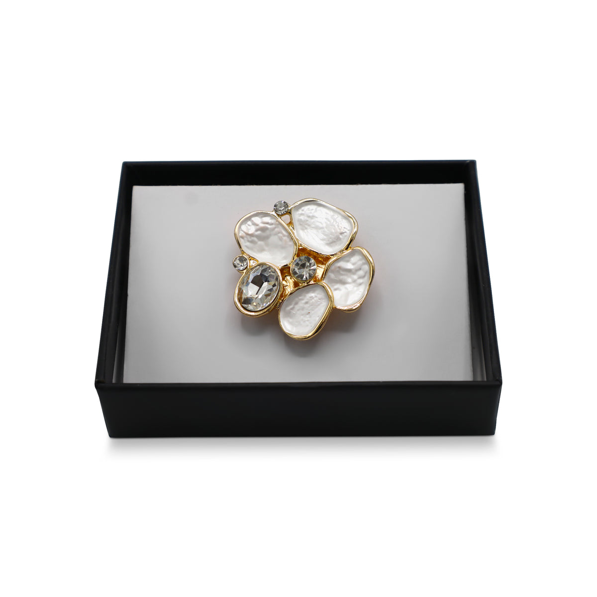 Magneet broche nr 387 fantasy goudkleurig