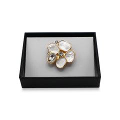 Magneet broche nr 387 fantasy goudkleurig