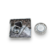 Magneet broche nr 482 fantasy zilverkleurig