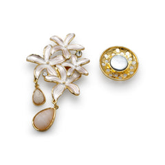 Magneet broche nr 508 fantasy goudkleurig